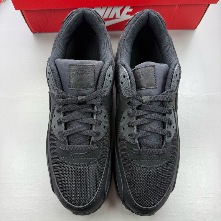 Nike Air Max 90 Size UK 11 Triple Black Men's Trainers CN8490-003 obraz 2