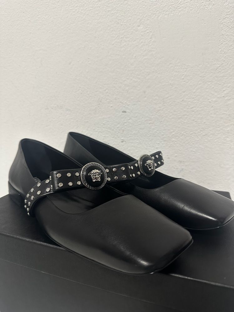 Versace Gianni Ribbon Black Flats 2