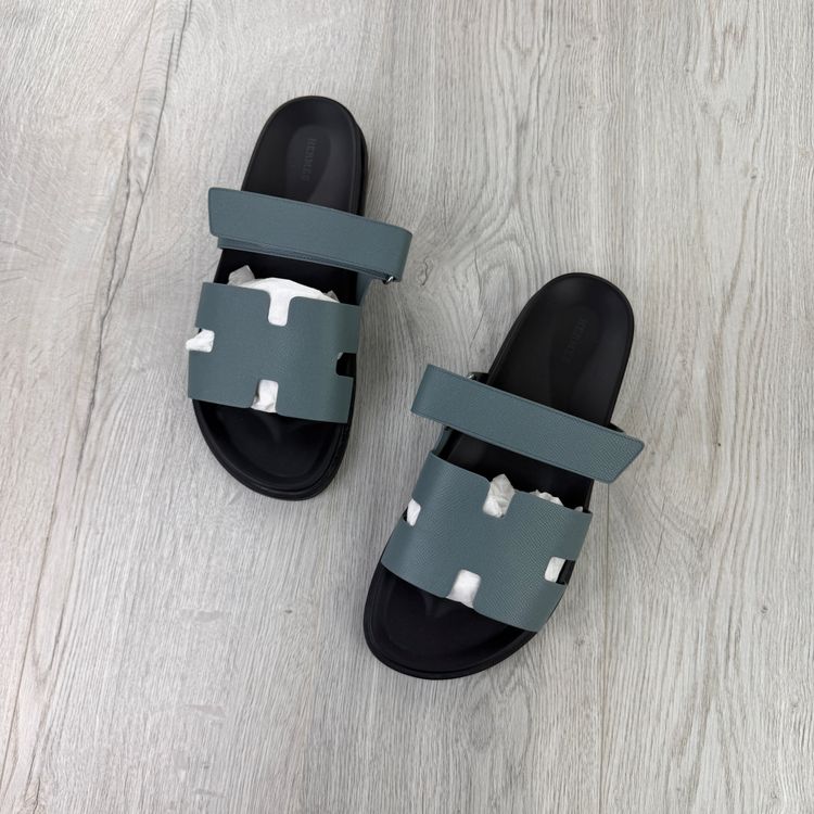 Immagine di Hermes Men’s Chypre Sandals - 45 2