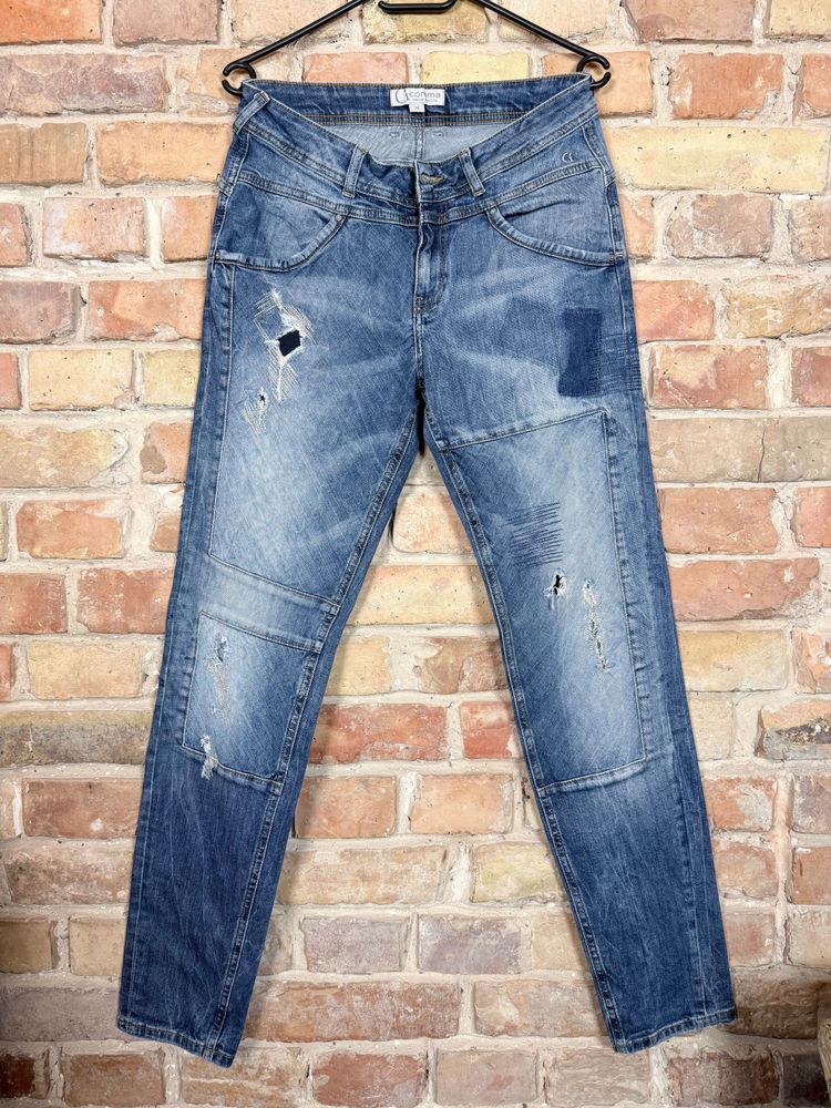 Blue Distressed Jeans
