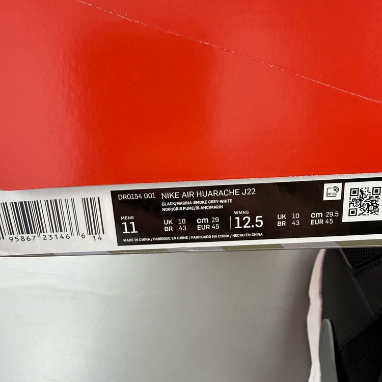 Immagine di Nike Air Huarache Size UK 10 J22 Black Cool Grey White Men's Trainers DR0154-001 5