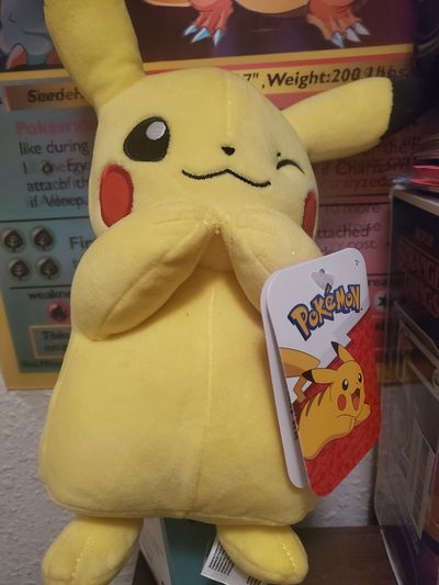 Pokemon Pikachu Plush NWT