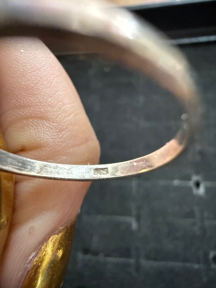 Immagine di Silver Ring With Clear Gemstone 3