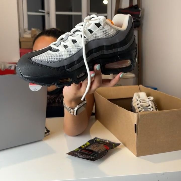 Nike nike 95 big bubble replacment box uk 6 product image