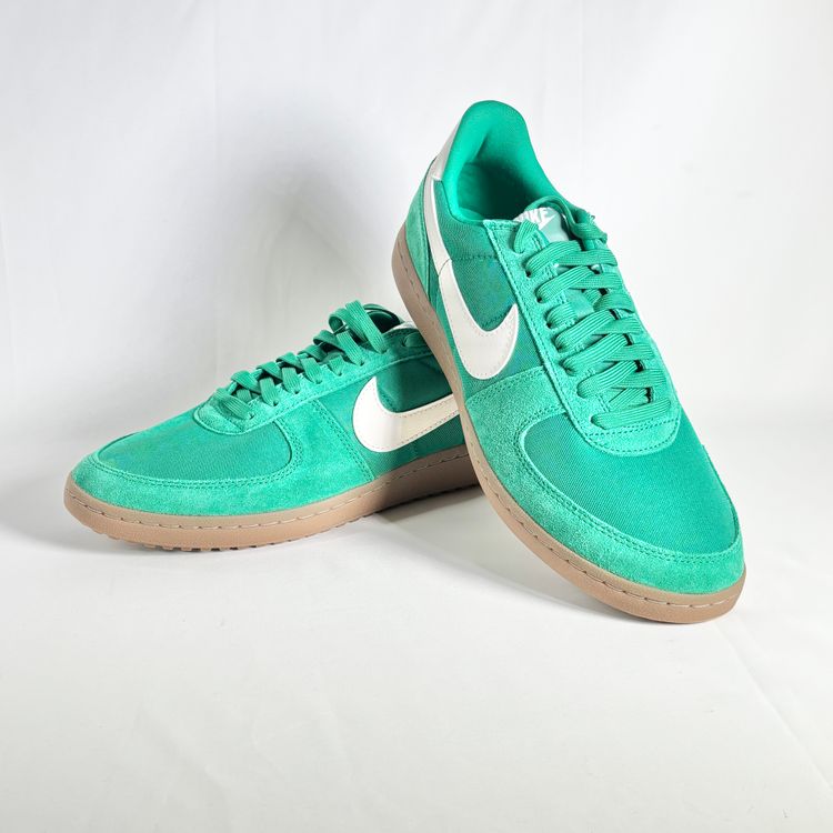 Nike Wmns Field General Sneakers 2