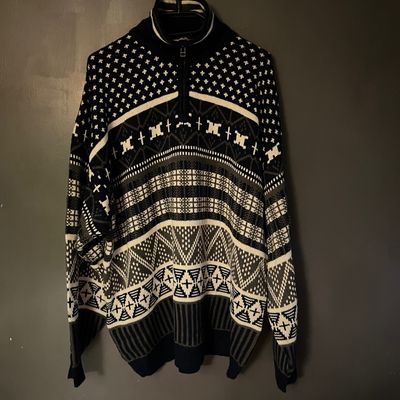Columbia Size XL Knitted Patterned Sweater