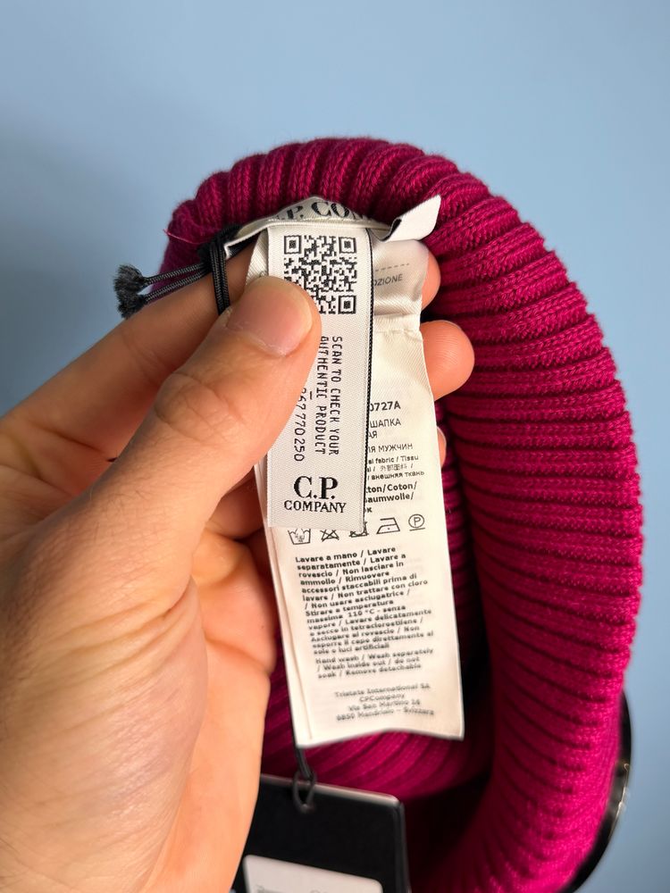 Immagine di BNWT One Size C.P. Company Pink Fine Knit Goggle Beanie Hat 5