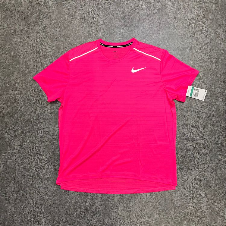 Nike Miler Hyper Pink 1