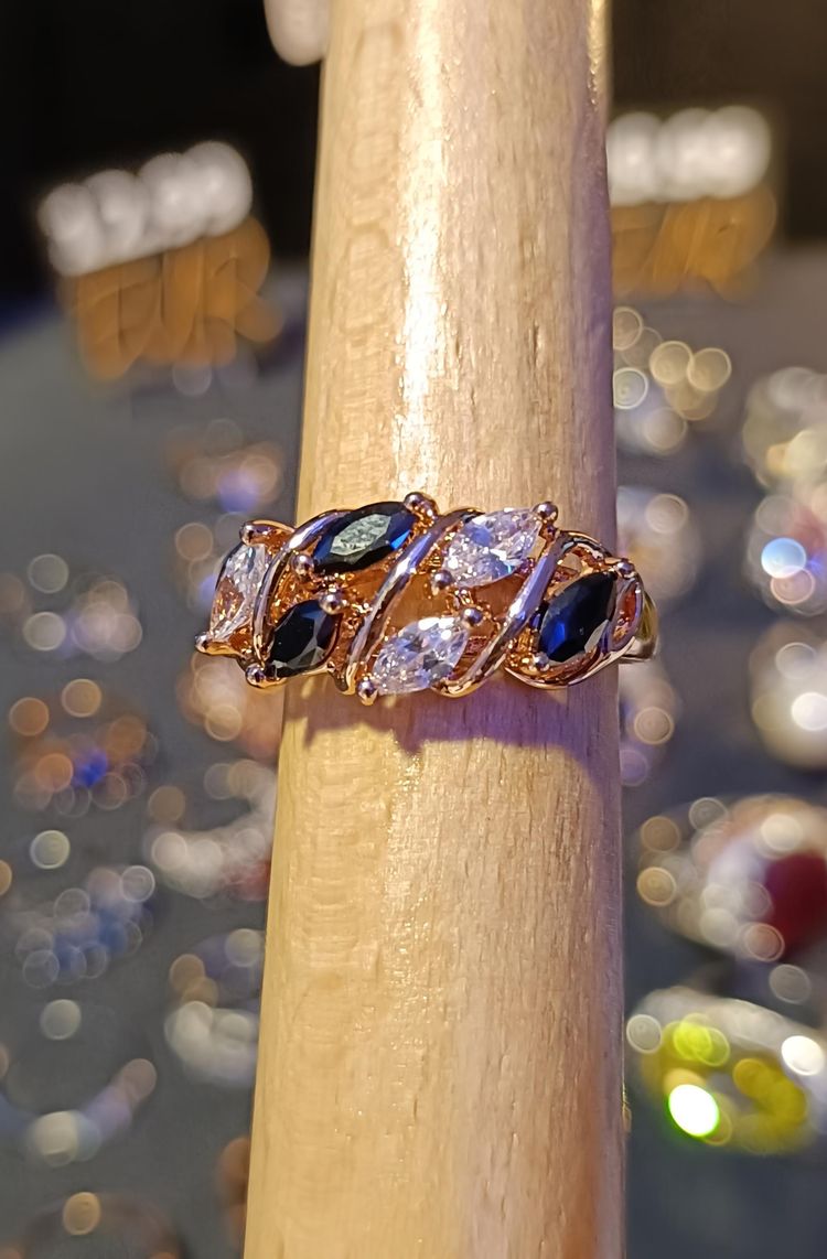 Bella Gone Ring With Black And Clear Stones product image