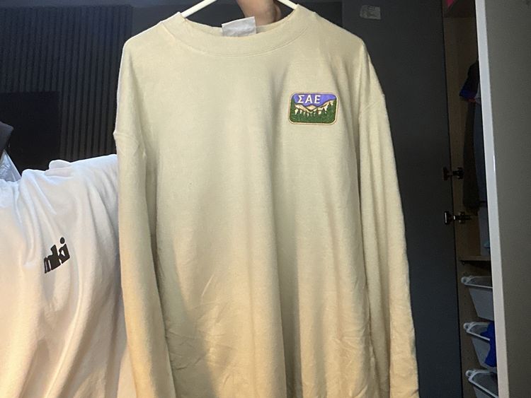 Champion Beige Long Sleeve Sweatshirt With Patch