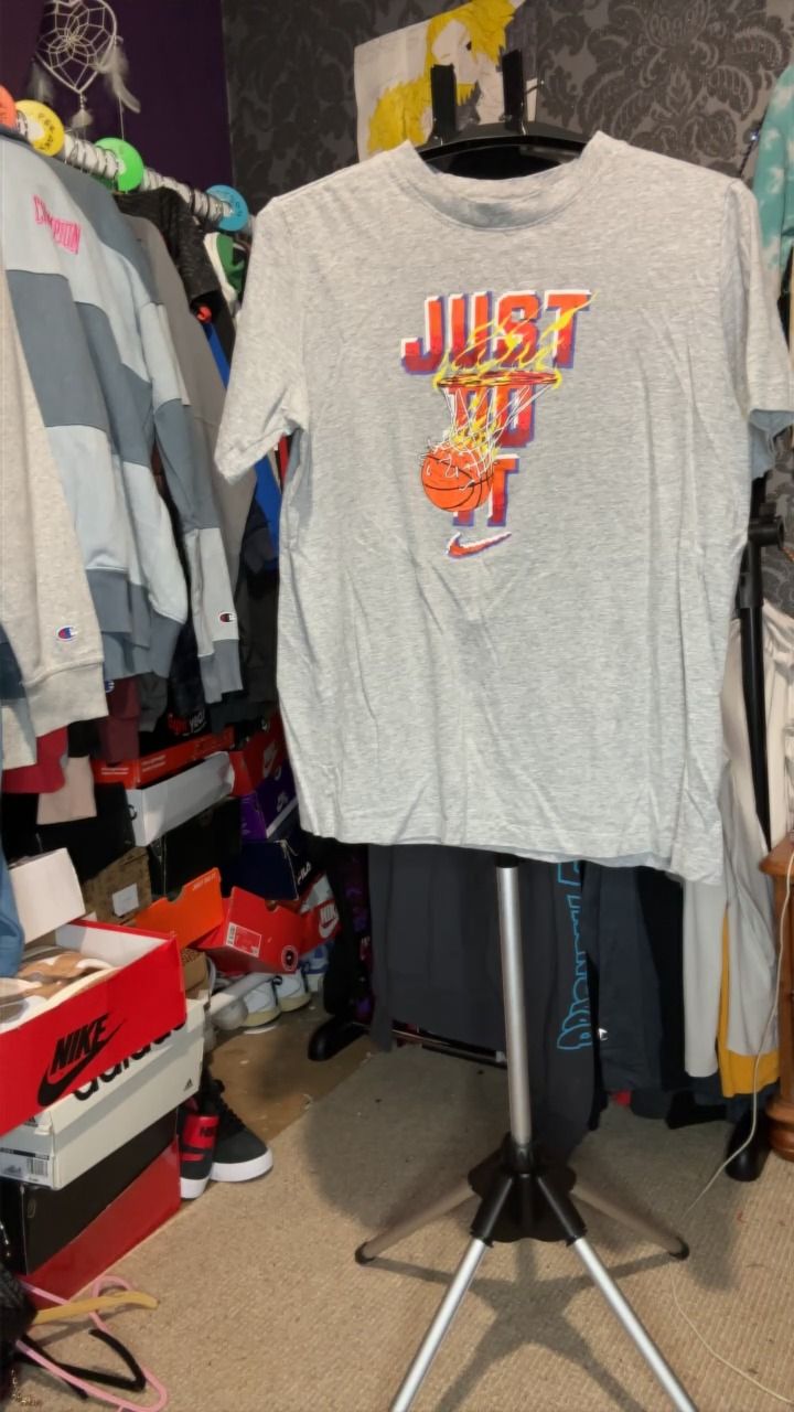 Nike nike tee size xl ladie  product image