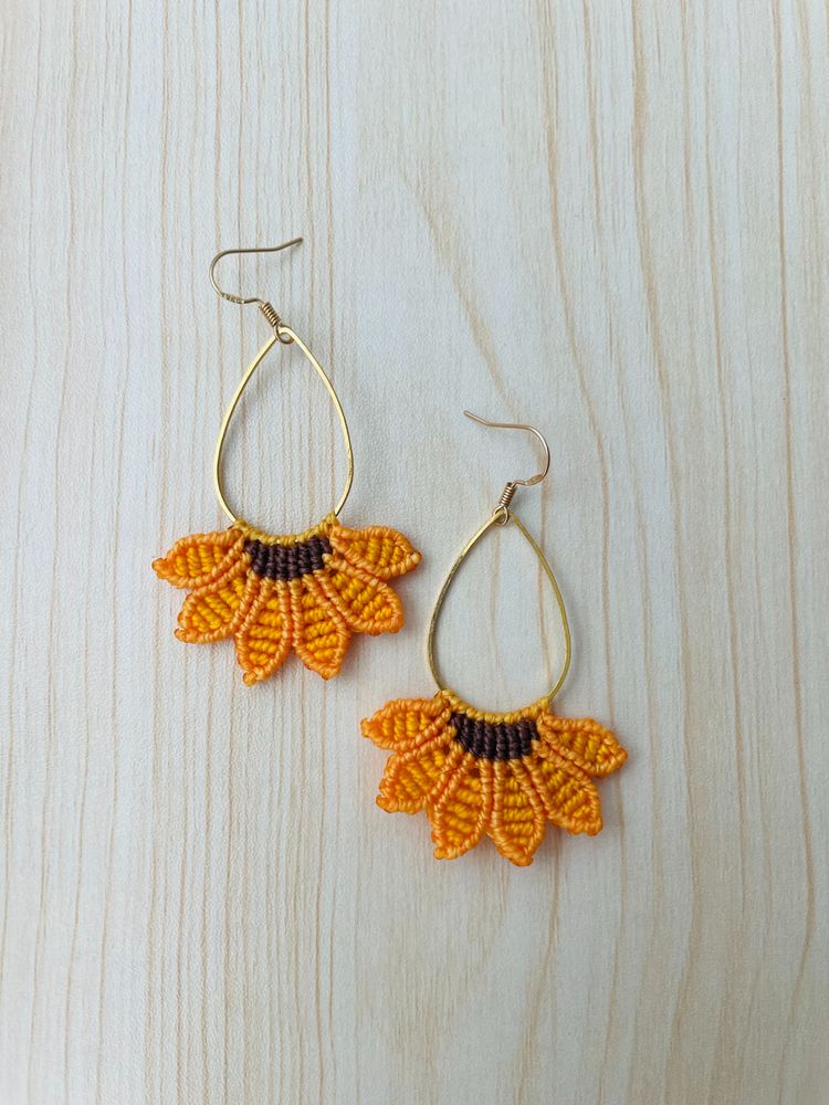 Other Beaded Sunflower Earrings product image