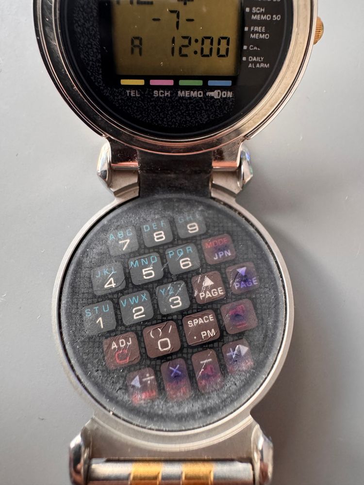 Retro Casio Data Bank Flip Top Watch 2