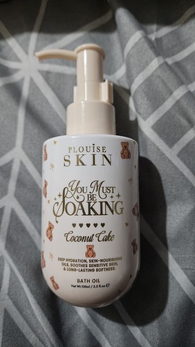 Plouise Skin Coconut Cake Bath Oil