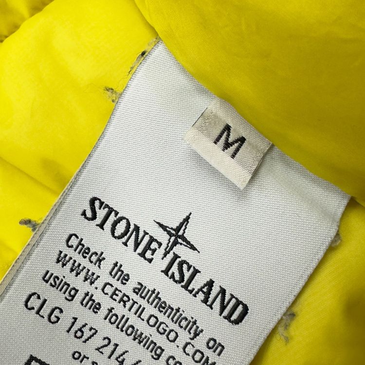 Immagine di A/W 14 Stone Island Down_26 GR X SQM_N - Ultra Light Down Gilet - Yellow 4