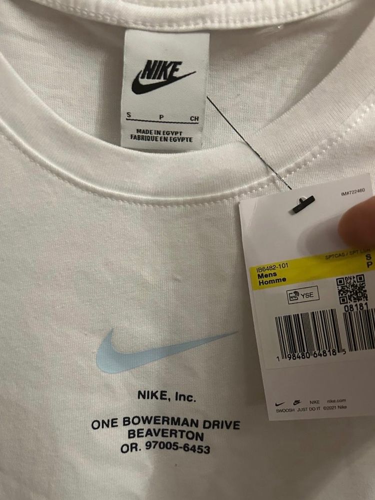Nike White T-Shirt With Blue Swoosh Logo 3