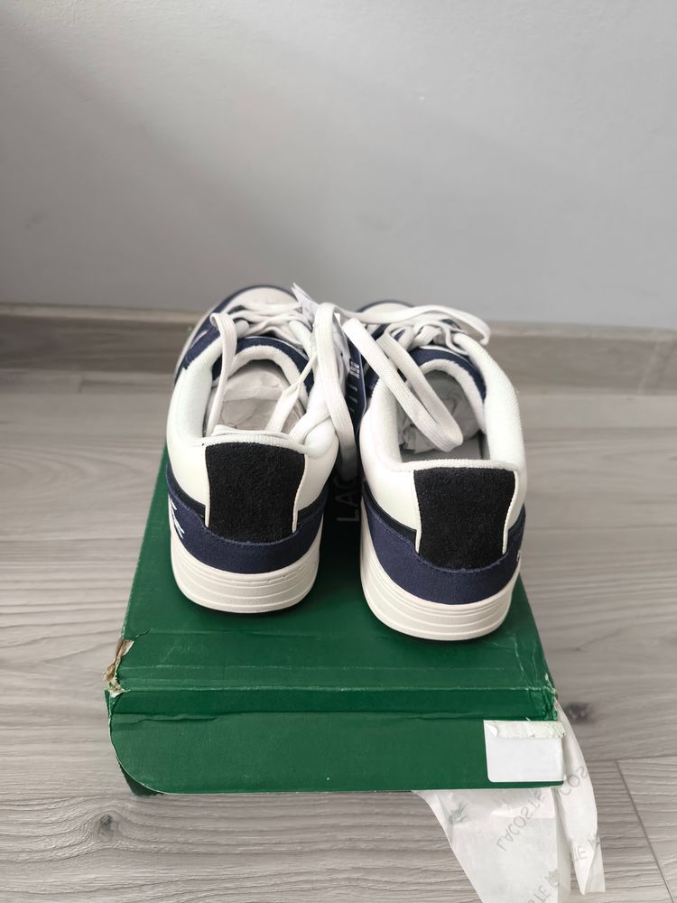 Męskie Skórzane  Sneakersy Lacoste White And Navy Sneakers imagen 3
