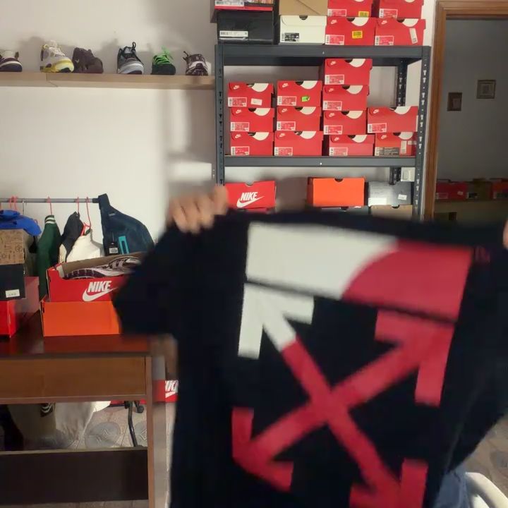 Off-White Off-White T-Shirt - L product image