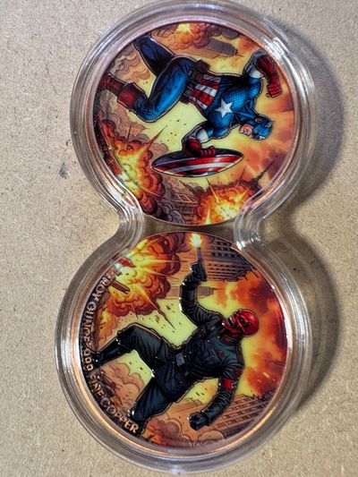 Captain America And Red Skull Collectible Coin Set