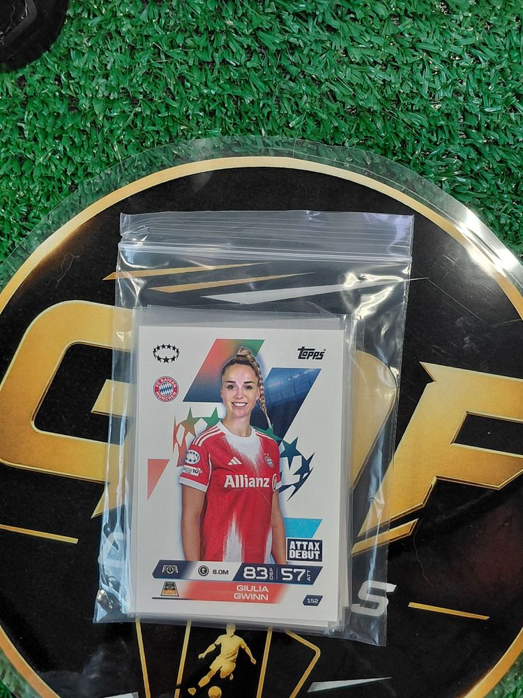 Lote 13 cartas Match Attax extra 25 26
