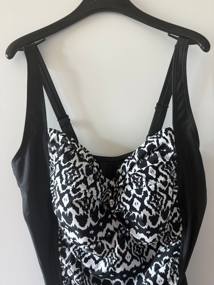 Lascana one pics swimsuit size 48 2