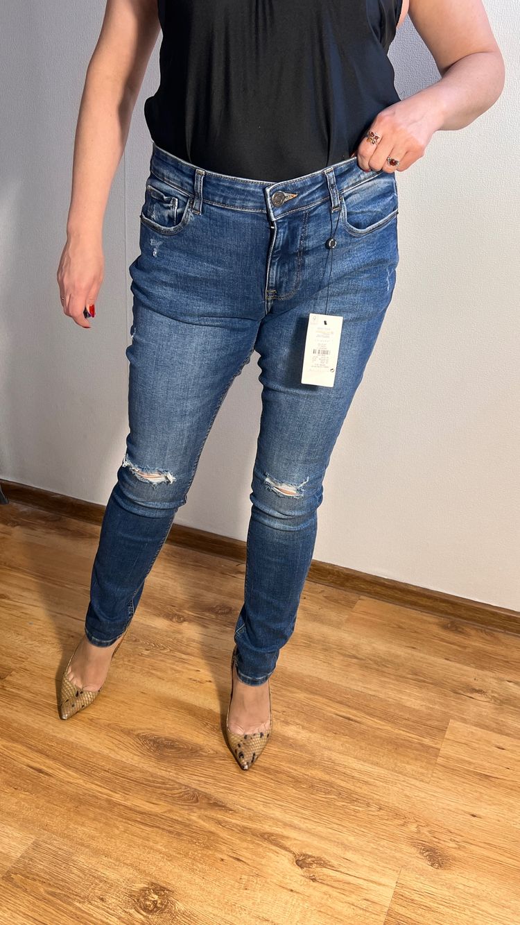 Blue Distressed Skinny Jeans    Primark Denim Co jeans nienieski skinny r.42-44 przetarcia