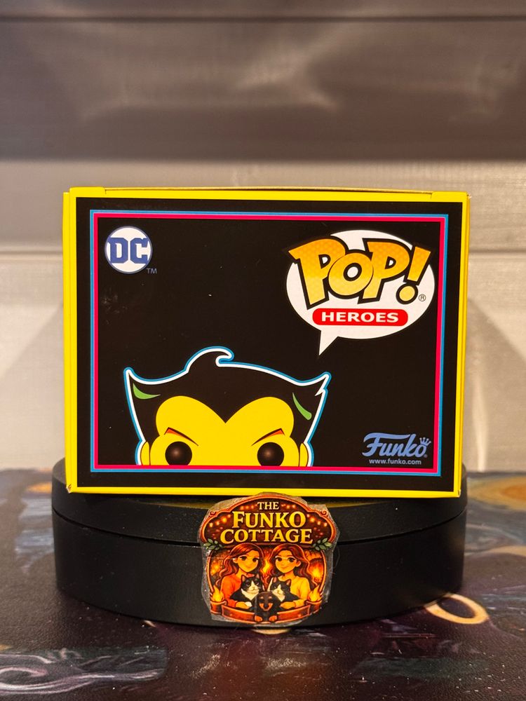 Immagine di Funko Pop! Heroes Dc The Joker Vinyl Figure 5