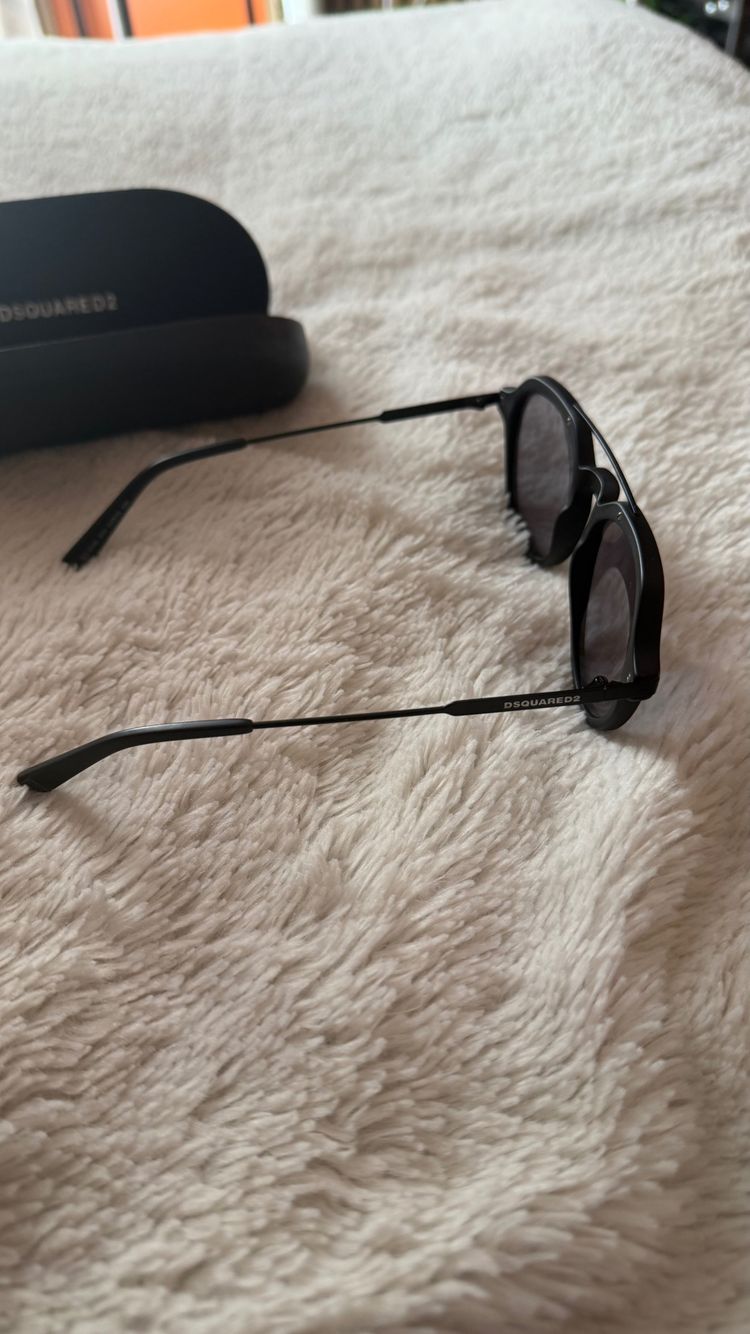 Dsquared2 Black Sunglasses 2