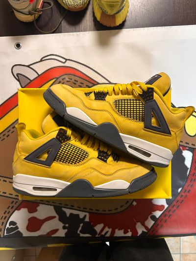 Jordan 4 Lightning 45