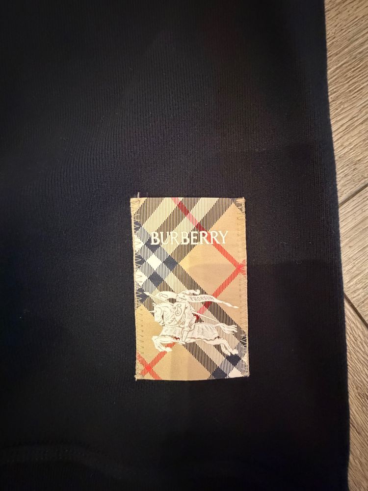Immagine di Burberry Black Sweatshirt 6