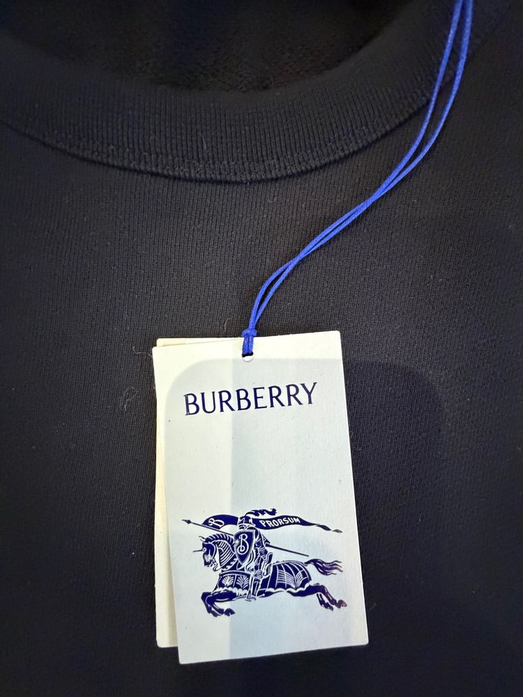 Immagine di Burberry Black Sweatshirt 2