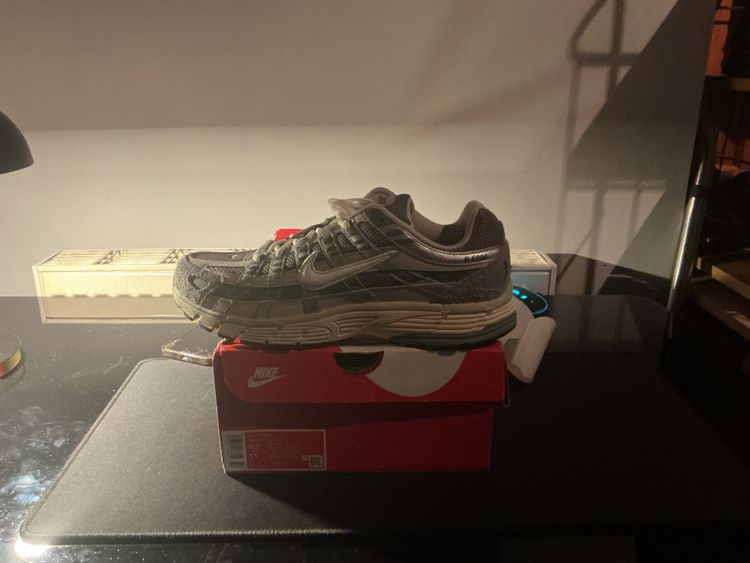 Nike Running Shoes P6S SIZE 8.5 
