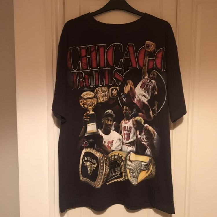 Other Marino Morwood Chicago Bulls NBA 6time champions tee size medium. product image