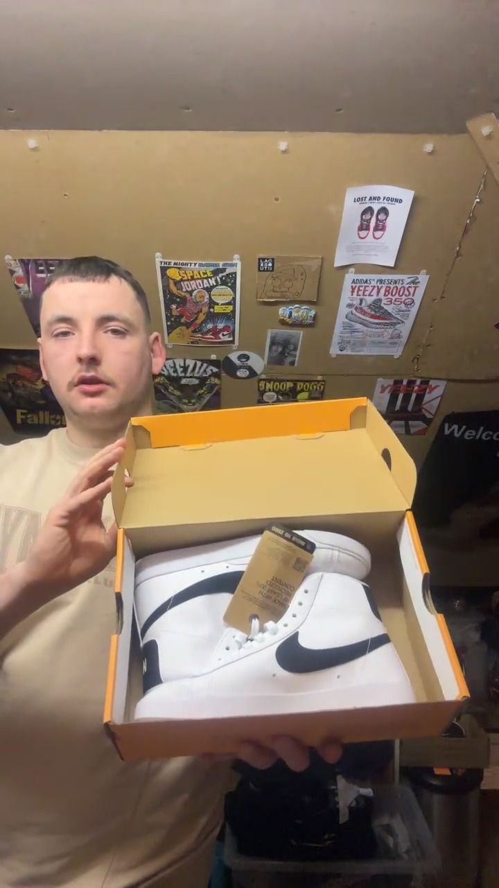 Nike NIKE BLAZER UK 4 NEW WITH BOX  product image