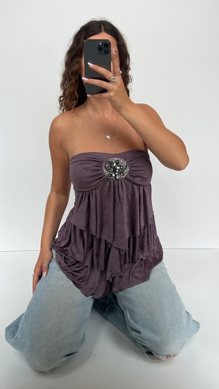 00s brown ruffle beaded top- size S image 1