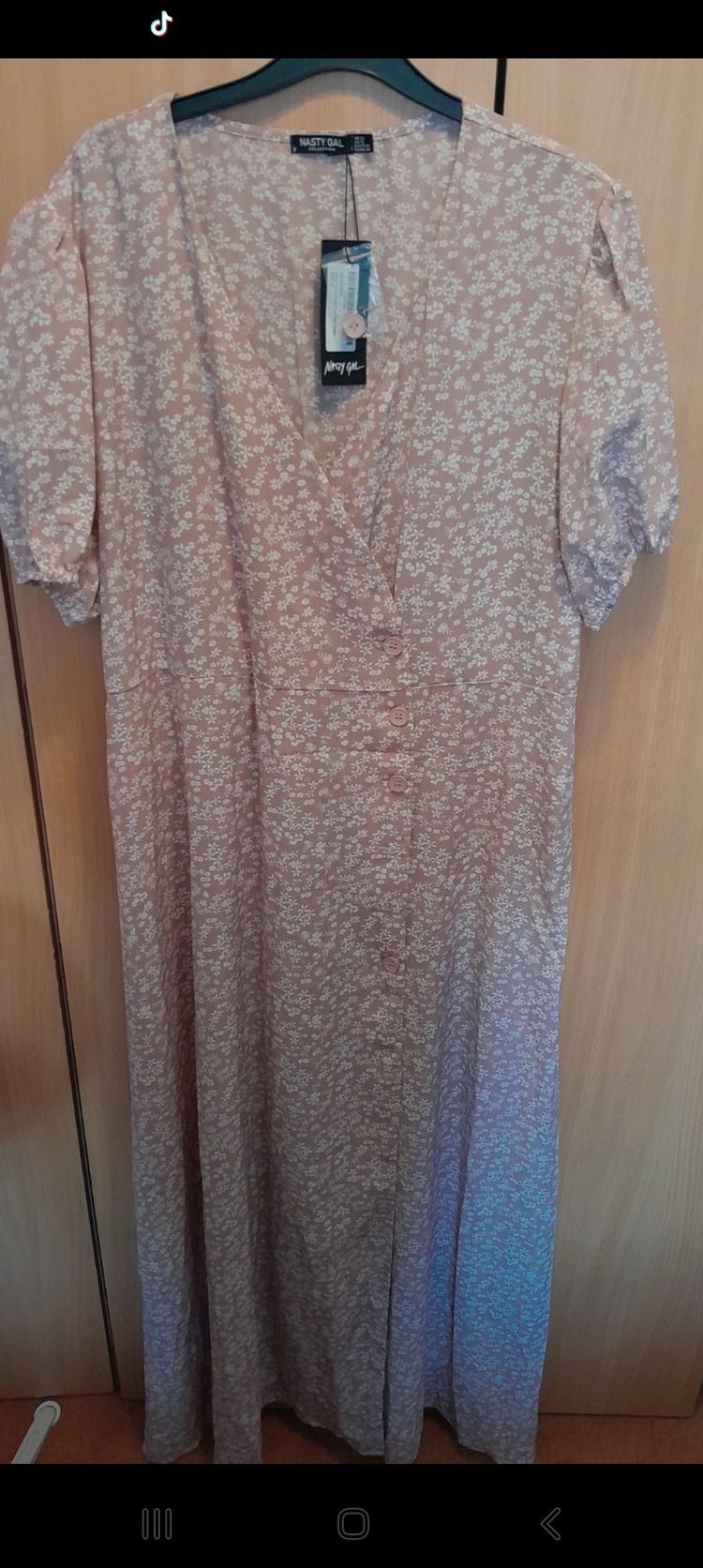 Nasty gal maxi dress size 22 new with tags