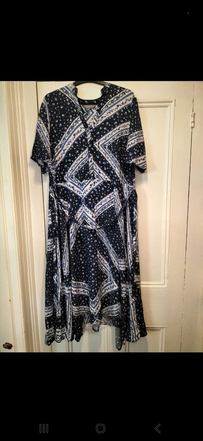 Principles Blue & White Floral Calf Length Short Sleeve Dress - Size 16