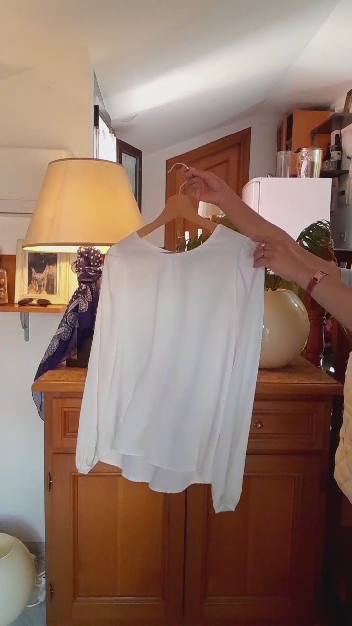 Unknown Long-Sleeve Blouse product image