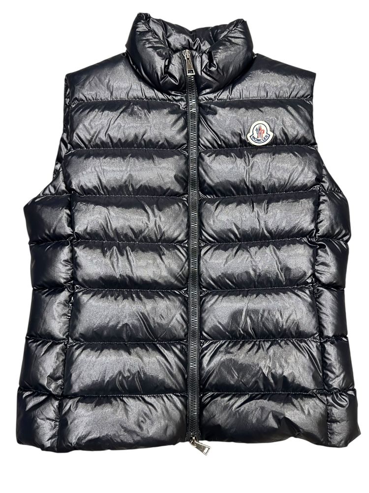 Moncler Black Puffer Gilet Pre-Loved