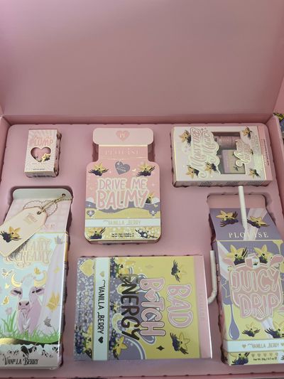 Vanilla Berry Scented Beauty Gift Set