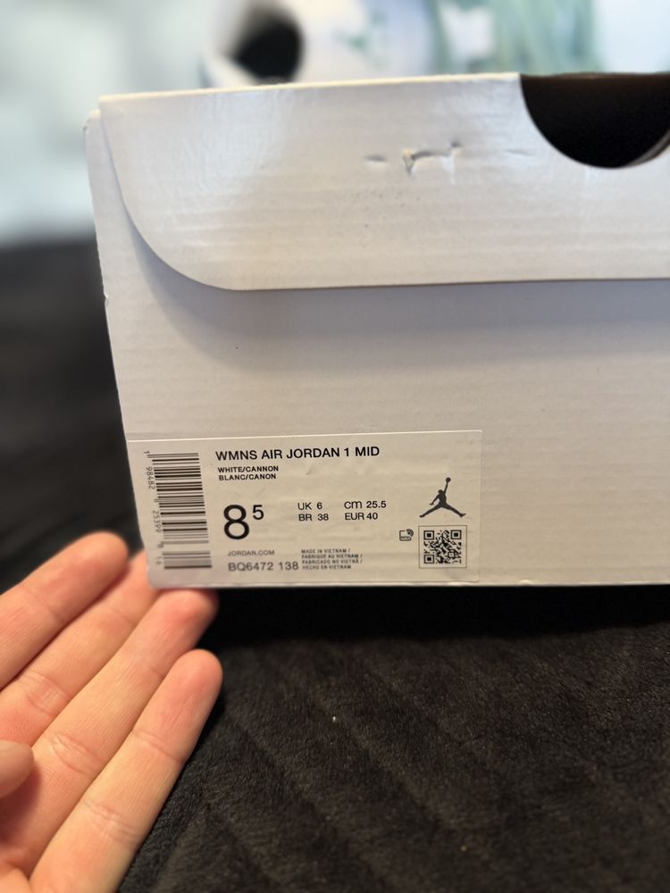 Immagine di Wmns Air Jordan 1 Mid Sneakers 7
