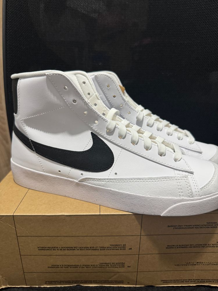 Nike Nike Mid Blazer 77’ UK10 BRAND NEW HALF BOX product image