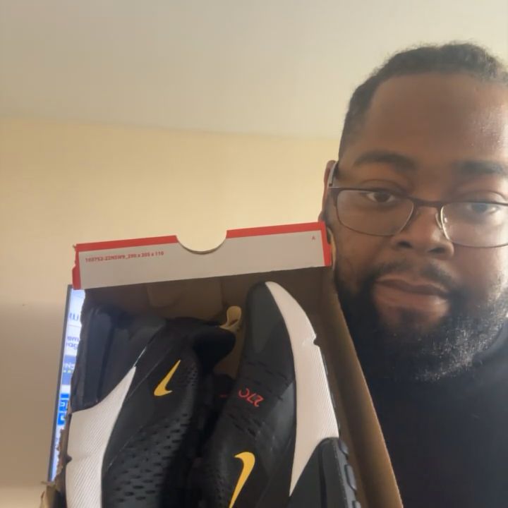 Nike 270's  product image