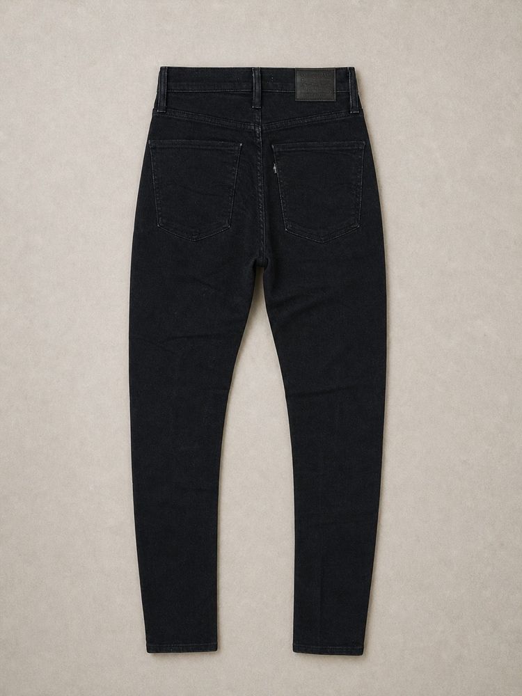 Levi's Black Jeans w 26 L 28