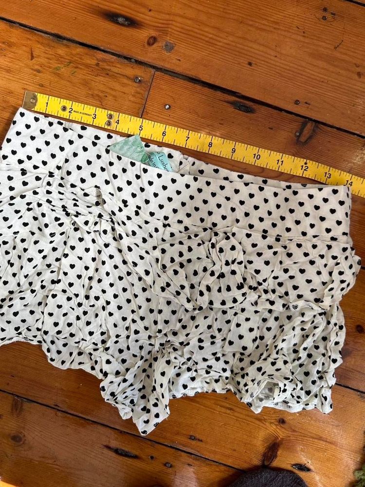 Lushous Heart Print Ruffle Shorts obraz 7