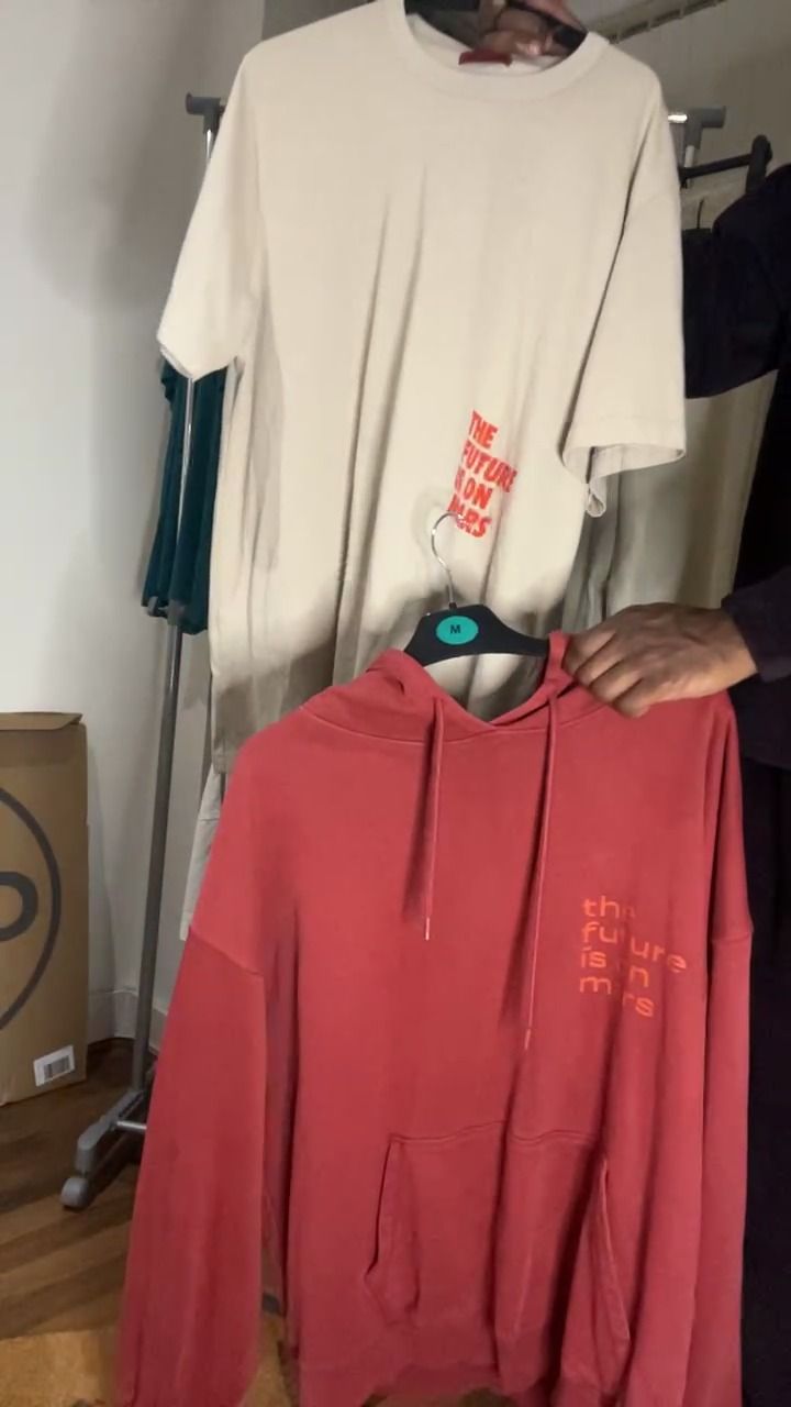 On Running THE FUTURE IS ON MARS XL X2 product image