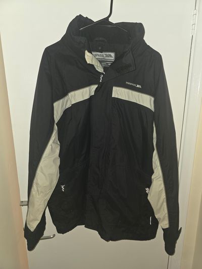 Trespass Black And Beige Jacket