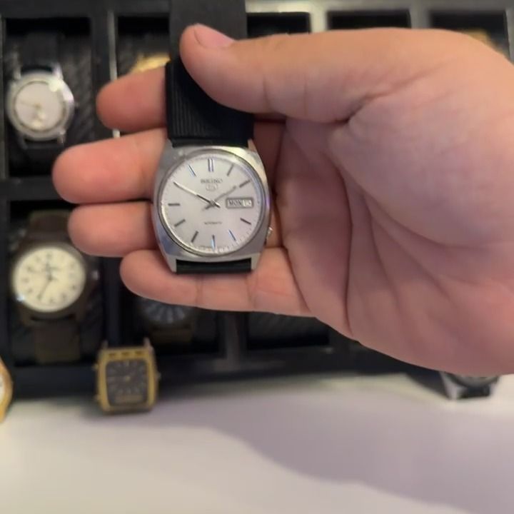 seiko 5 automatic watch rare dial image 1