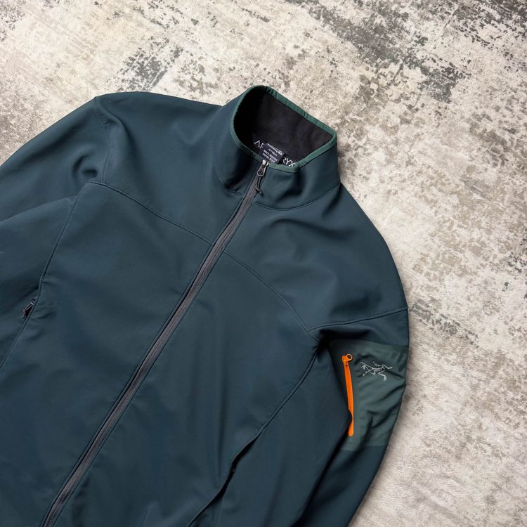 Arc'teryx Epsilon AR Softshell Jacket (L) 4