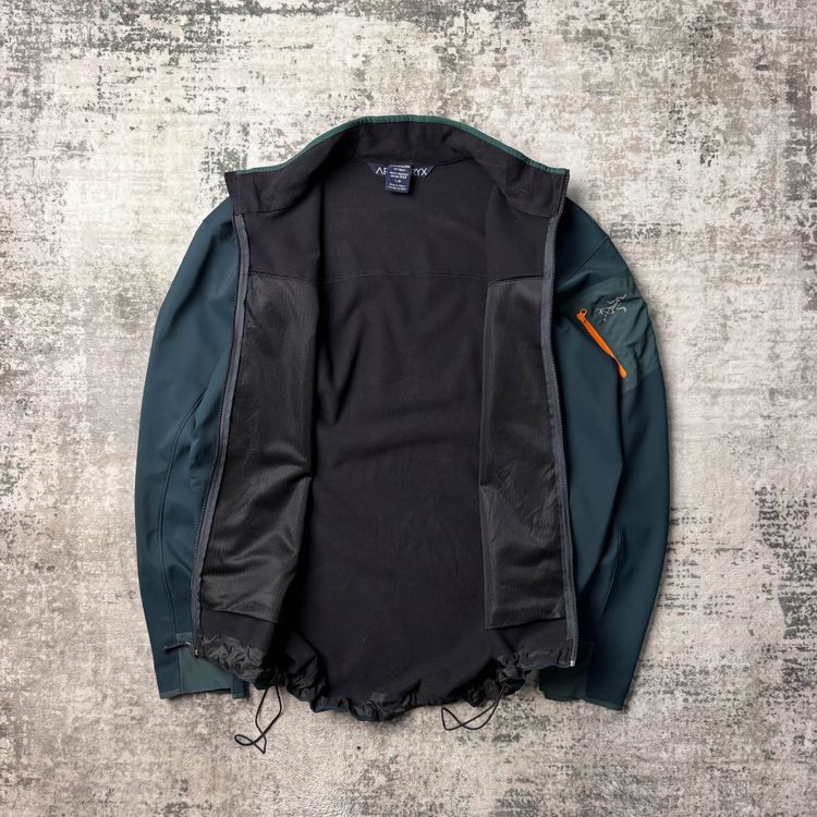 Arc'teryx Epsilon AR Softshell Jacket (L) 6